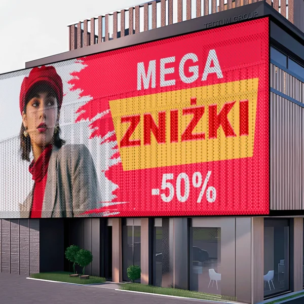 Baner mesh mega zniżki -50% – kobieta w czerwonym