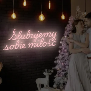 Jasnoróżowy