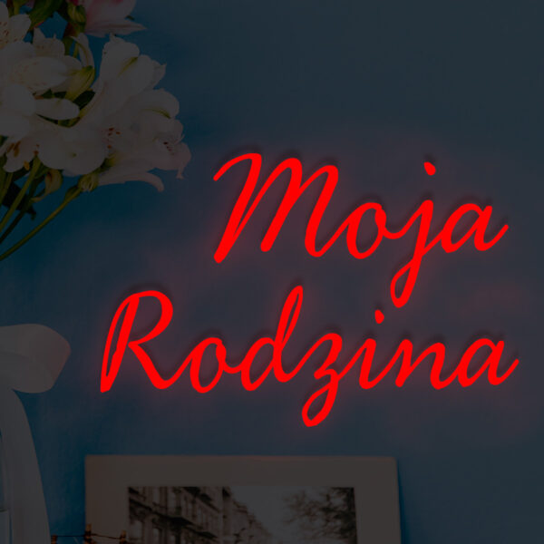 Czerwony neon LED napis Moja Rodzina – wyrazisty, energetyczny akcent