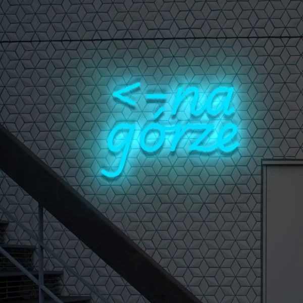 Niebieski neon LED „na górze” znak z kierunkową strzałką