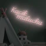 Jasnoróżowy neon LED napis Kącik malucha delikatna ozdoba dziecięca