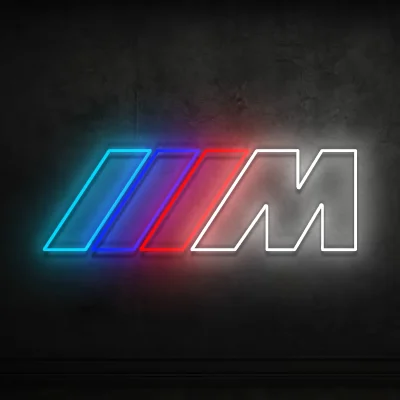 Neon BMW M w stylu Competition z dynamicznymi kolorami