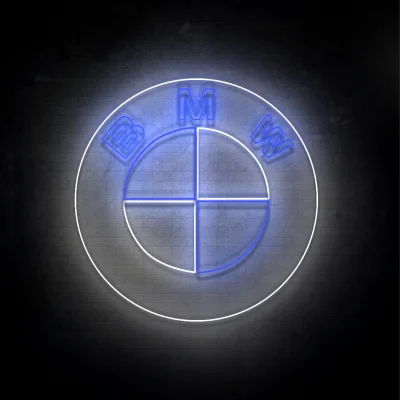 Neon BMW z niebiesko-białym logo w klasycznym okręgu